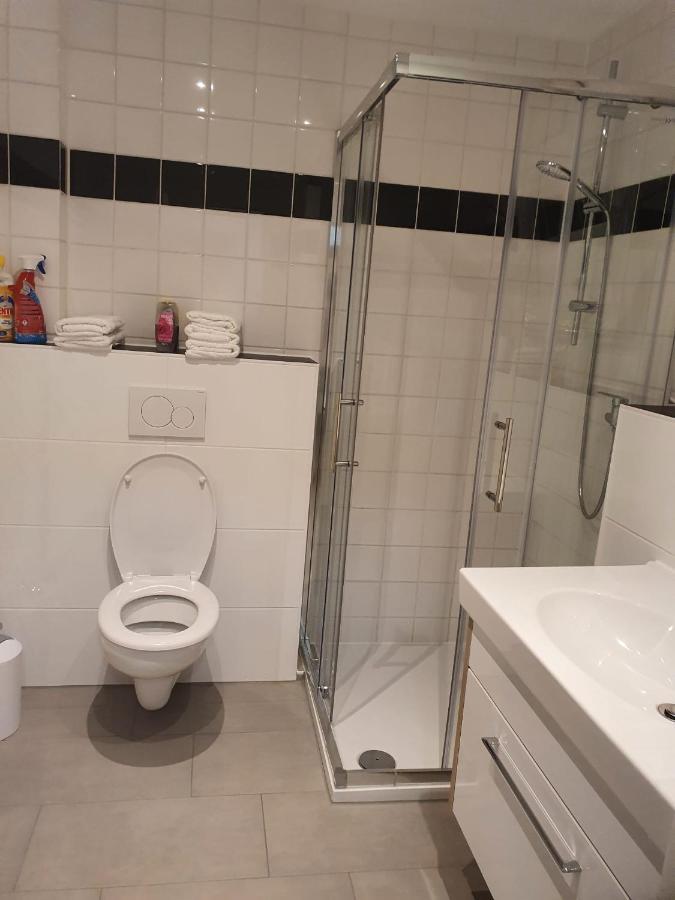 פאדרבורן Ferienwohnung/Montagewohnung מראה חיצוני תמונה